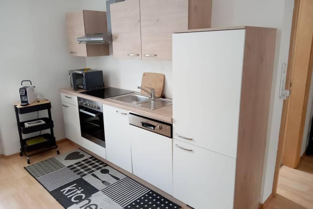 Gemuetliches Apartment In ลันเด็ค ภายนอก รูปภาพ