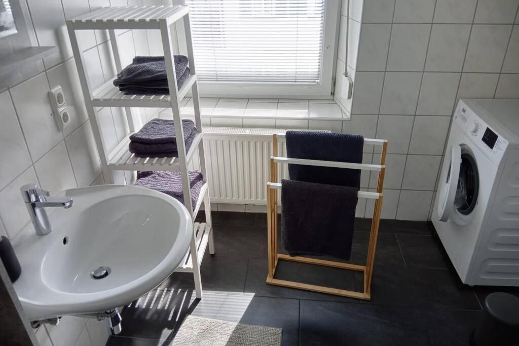 Gemuetliches Apartment In ลันเด็ค ภายนอก รูปภาพ