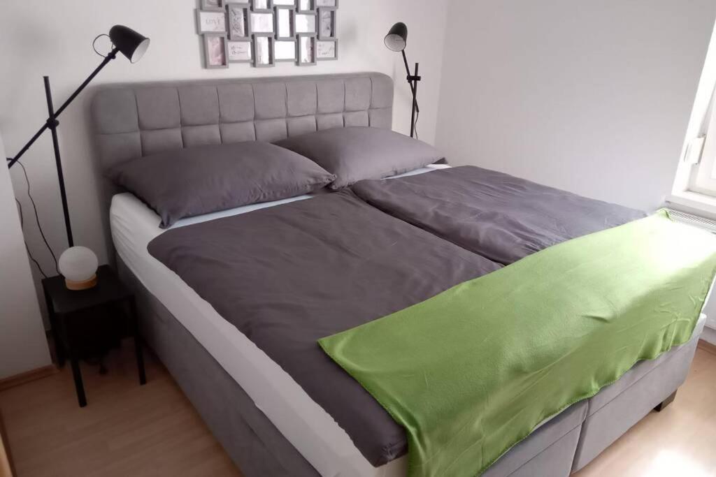 Gemuetliches Apartment In ลันเด็ค ภายนอก รูปภาพ