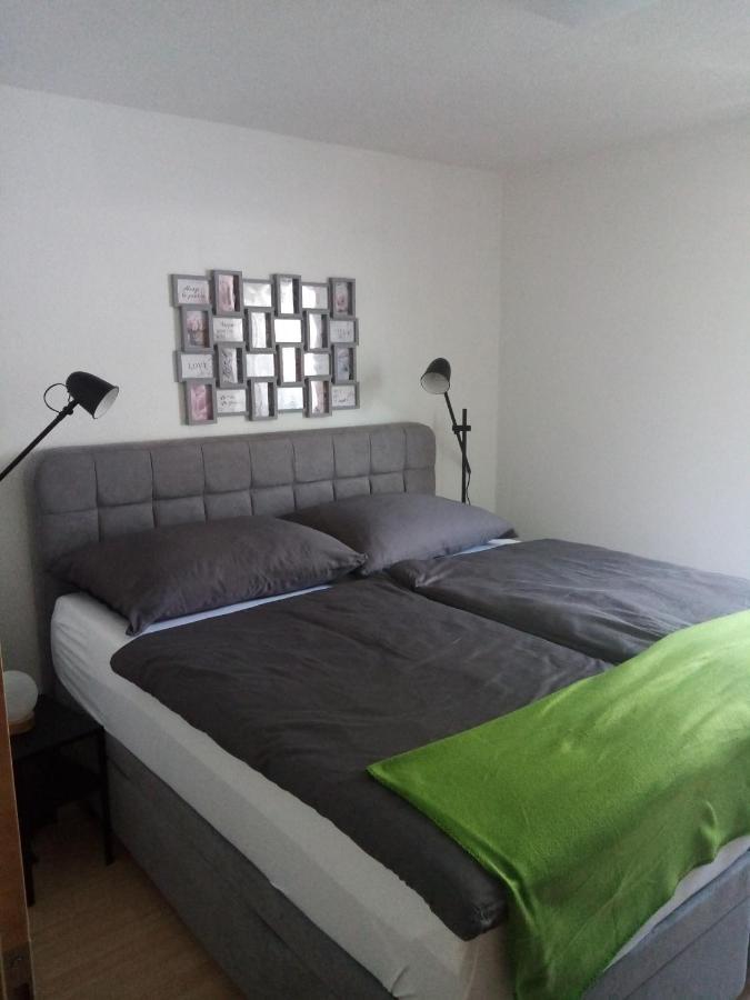 Gemuetliches Apartment In ลันเด็ค ภายนอก รูปภาพ